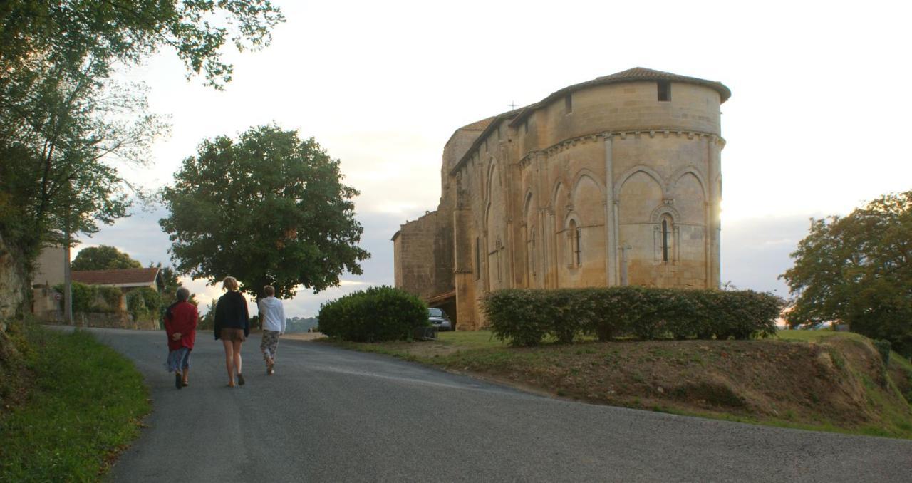 Romantic Gite Nr St Emilion With Private Pool And Views To Die For Pujols  Eksteriør billede