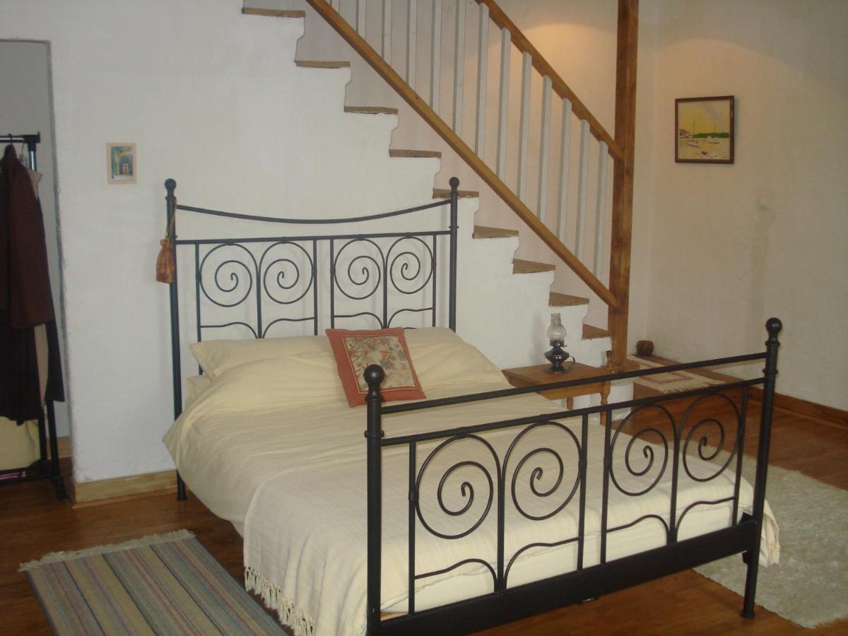 Romantic Gite Nr St Emilion With Private Pool And Views To Die For Pujols  Eksteriør billede